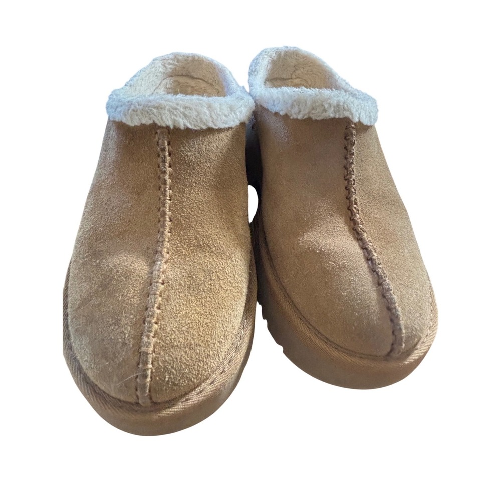 UGG New Heights Platform Clog Chestnut Suede Sheepskin Lining Womens 8